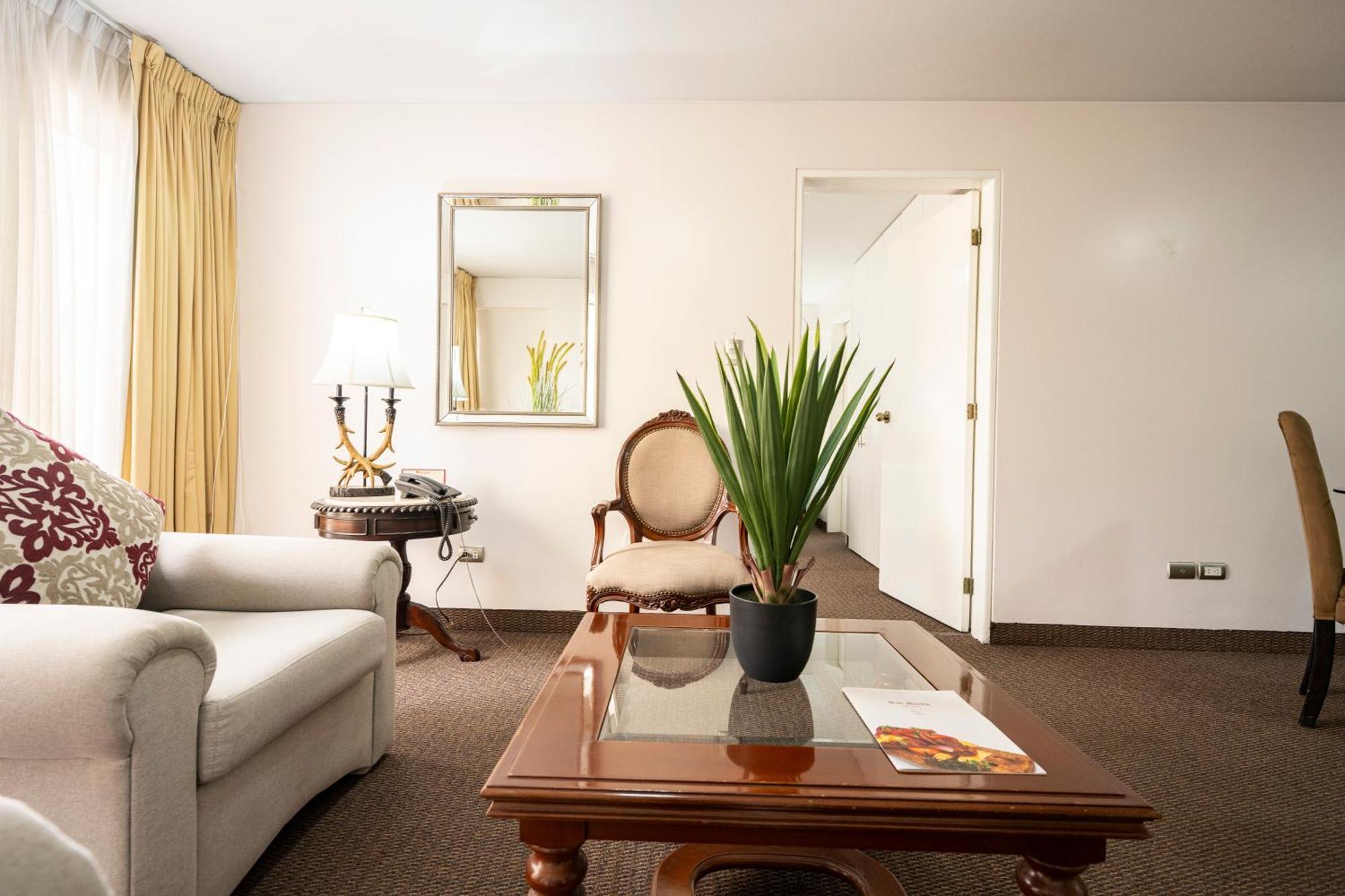 Apart Hotel San Martin Lima Luaran gambar